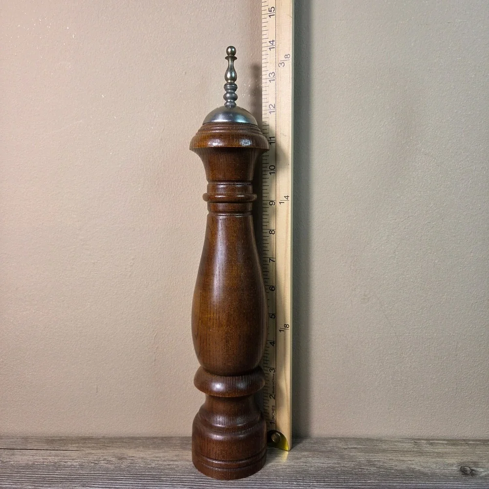 VTG Woodcrest by Styson Pepper Mill Salt Shaker Set Wood Japan MCM Grinder 10